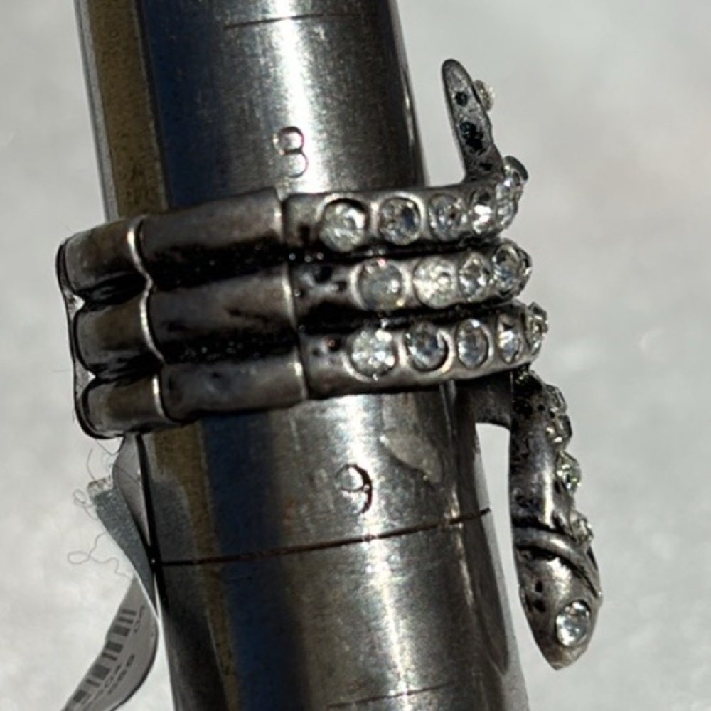 Snake Ring with rhinestones - Picture 8 of 8